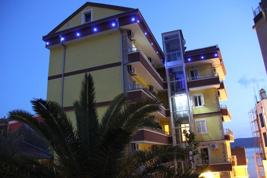 72886Janacek Residence Hotel