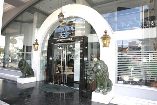 41220Plaza del Bosque Hotel