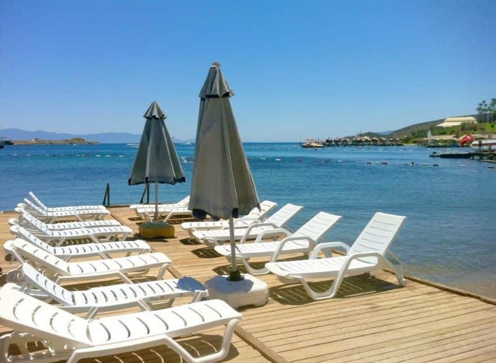 Breeze Bodrum Beach