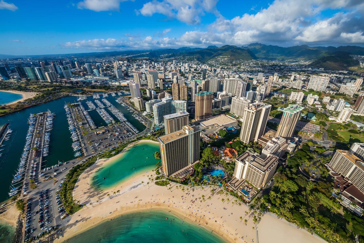 Hilton Grand Vacations Suites at Hilton Hawaiian Village