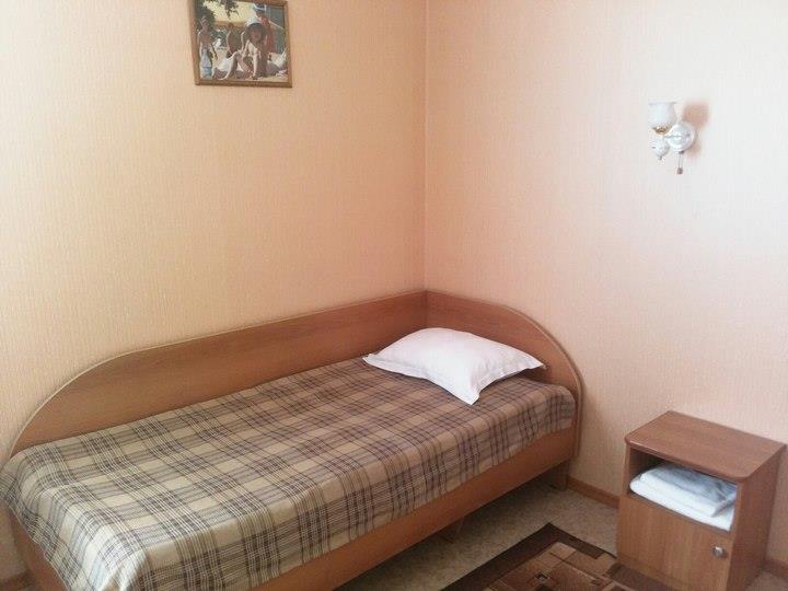 86675Hostal Triana