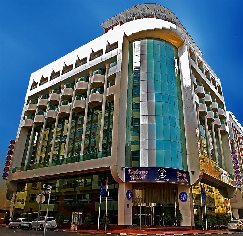 121520Cron Hotel