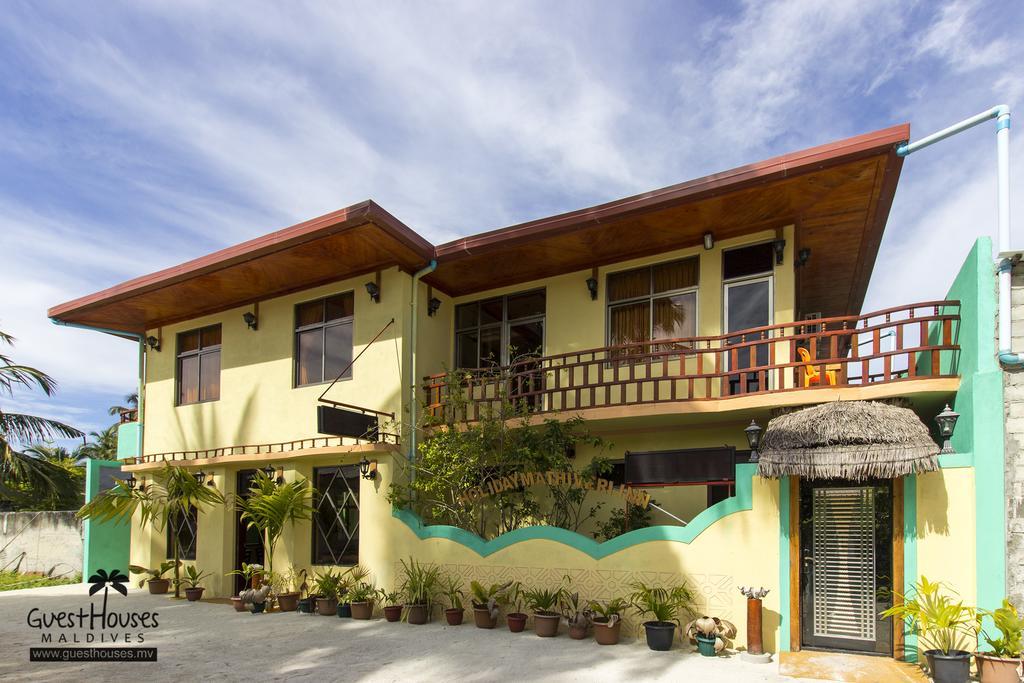 Holiday Mathiveri Inn