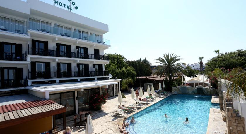 Dionysos Central Hotel