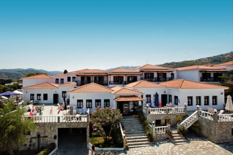 39682Ninos Corfu Villas