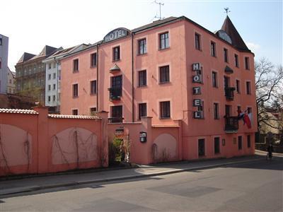 21064Hotel Hahn