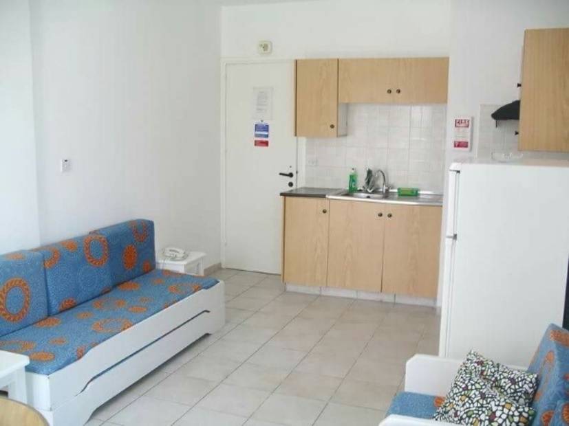 Renos Tourist Apartments