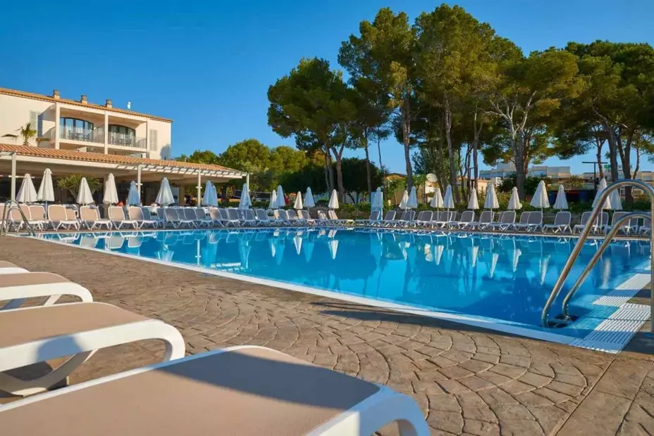 Protur Floriana Resort