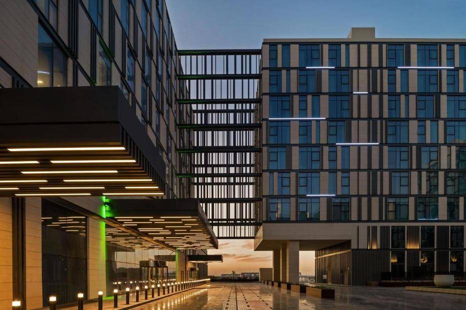 Holiday Inn Melbourne Airport