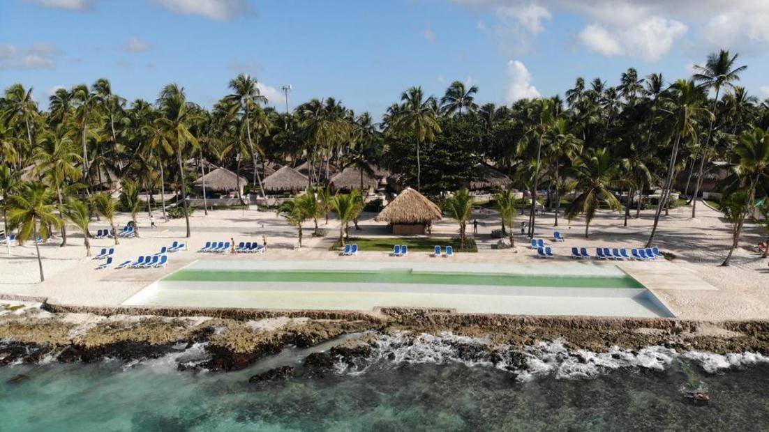 Viva Wyndham Dominicus Beach