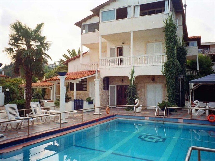 St. George Villa