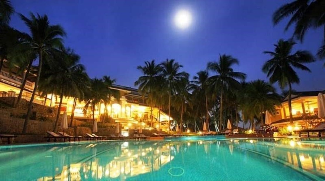 Amaryllis Beach Resort