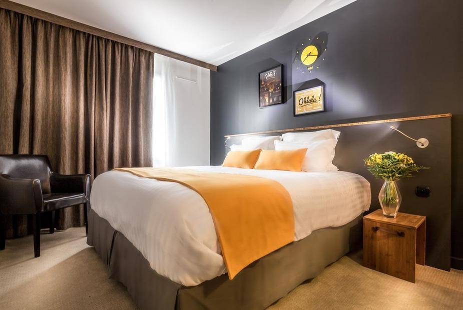 Best Western Plus Suitcase Paris la Defense