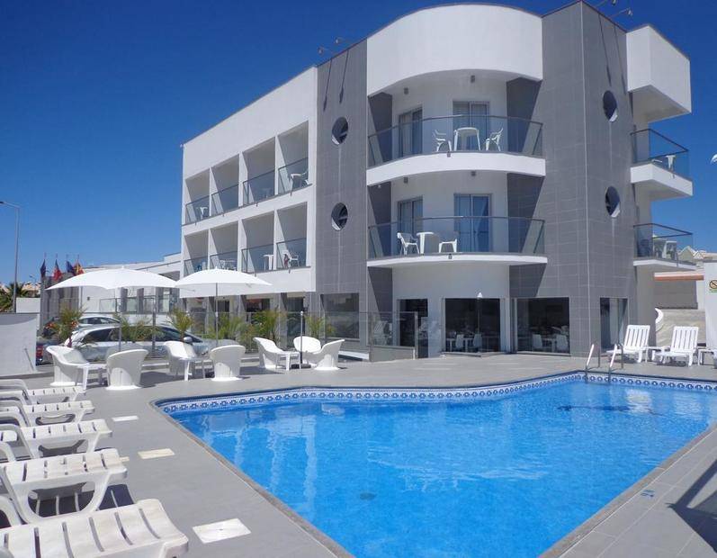 KR Hotels — Albufeira Lounge