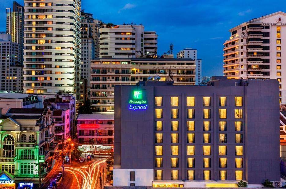 Holiday Inn Express Sukhumvit 11