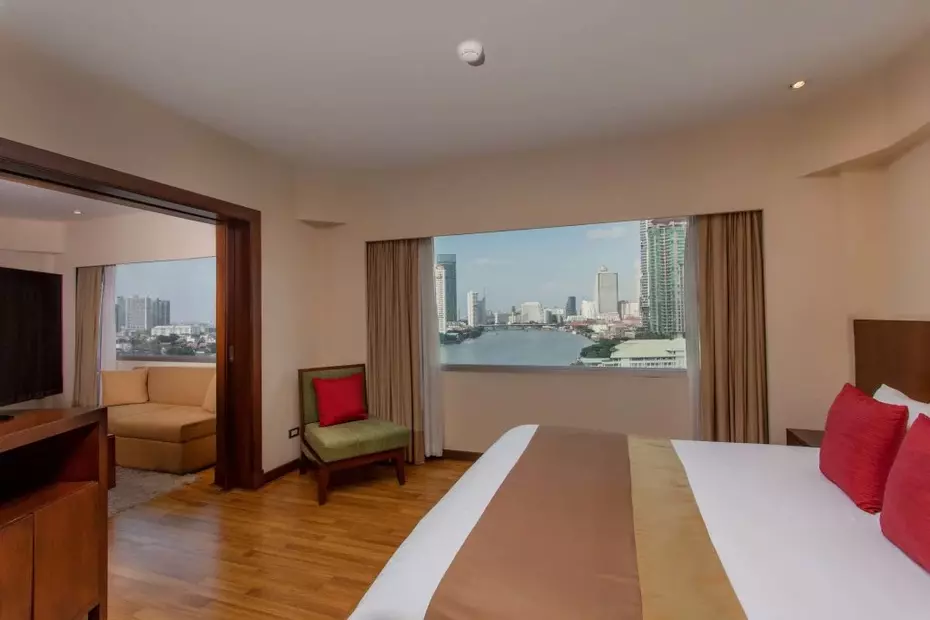 Ramada Plaza Menam Riverside Bangkok