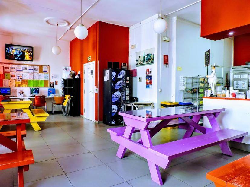 Red Nest Hostel