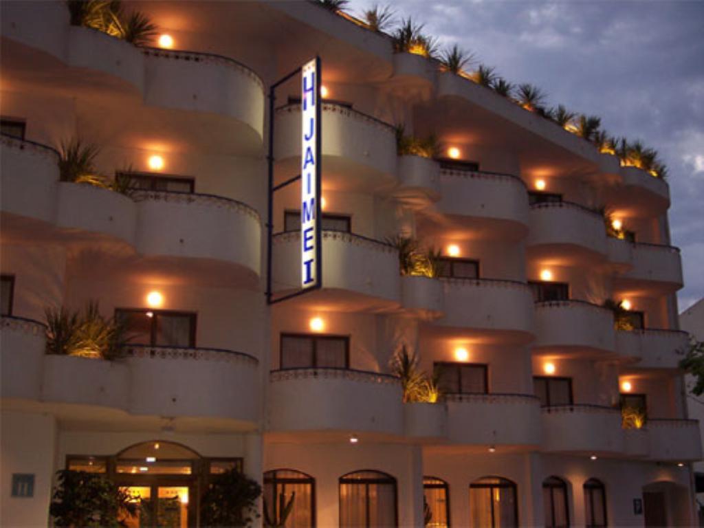 99144EGI Resort & Hotel