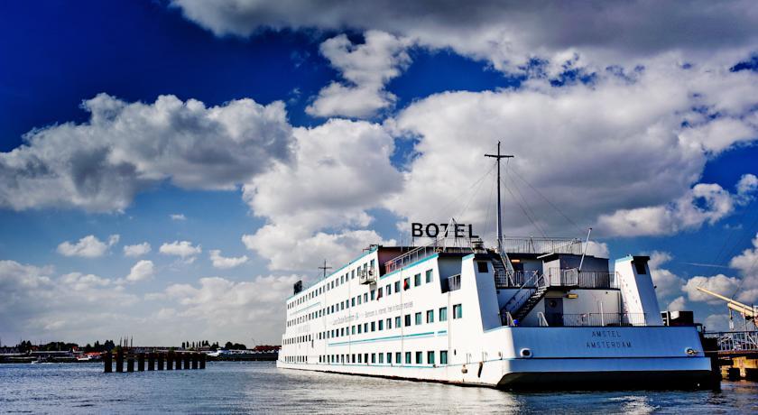 Amstel Botel