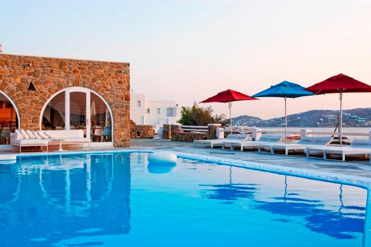 Kouros Boutique Hotel