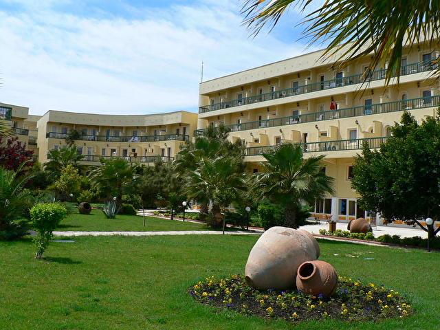 117911Beira Mar Resort