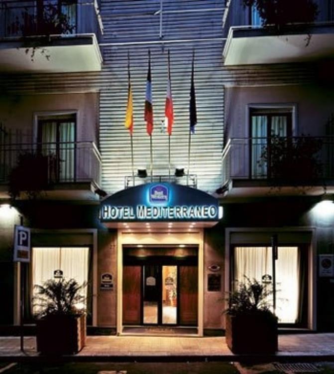 54449Verano Hotel