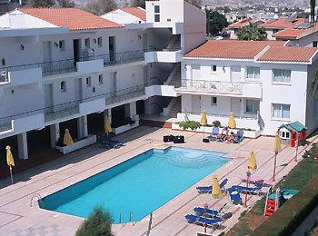 Michael’s Beach Hotel Apartments Кипр