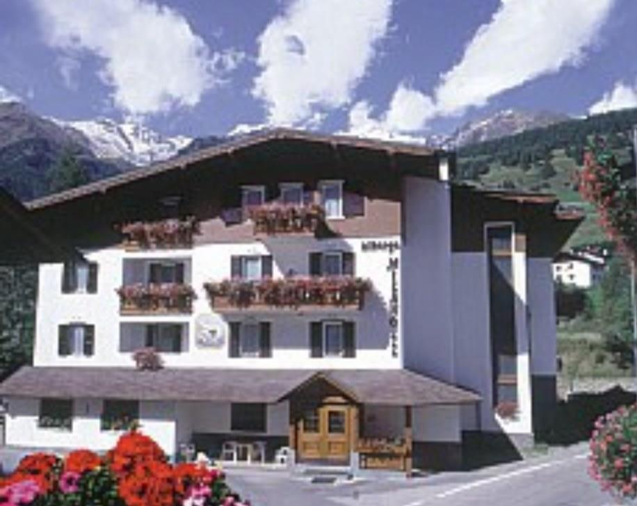 61509AC Hotel Torino