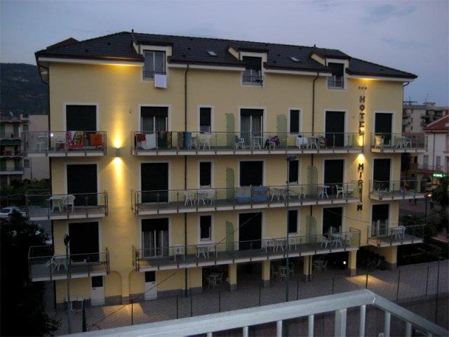 61602Hotel Certousy