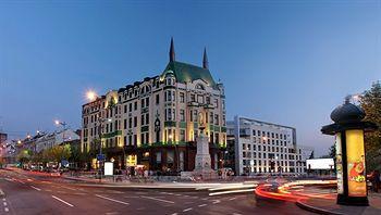 91407Silk Road Hotel