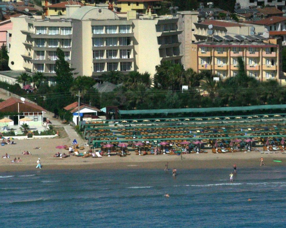 118502Fortuna Beach Hotel