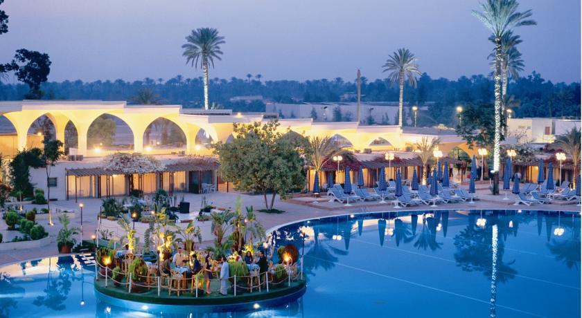 Pyramids Park Resort Cairo