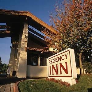 Regency Inn & Suites