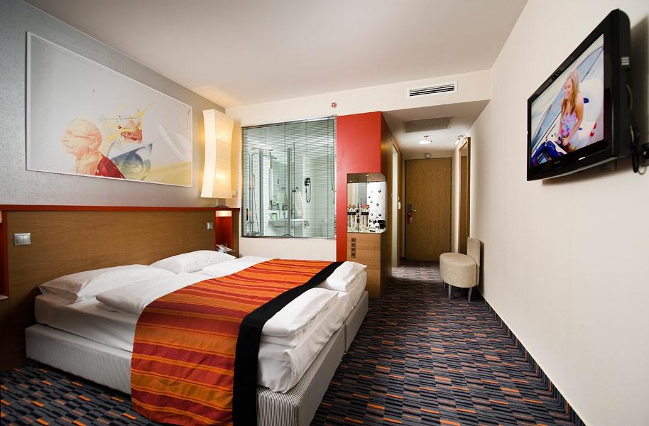 46203Hotel Alexakis