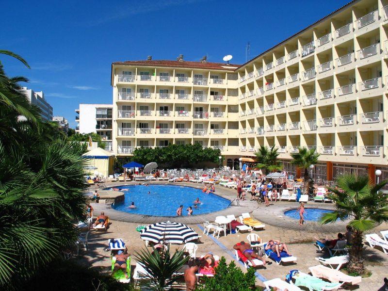 95082Grand Hotel Faros