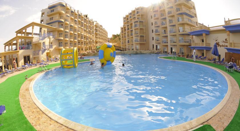 Sphinx Aqua Park Beach Resort