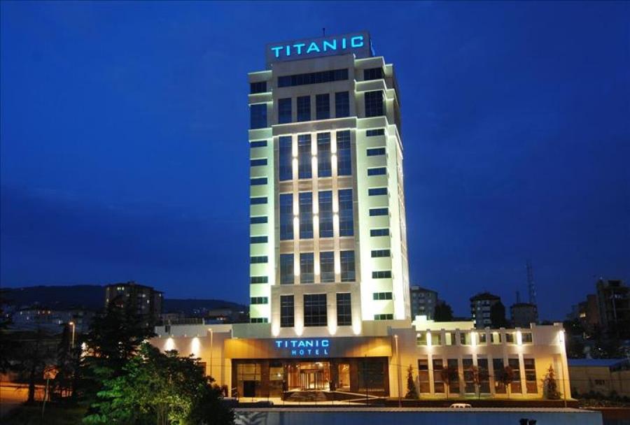 Titanic Business Bayrampasa