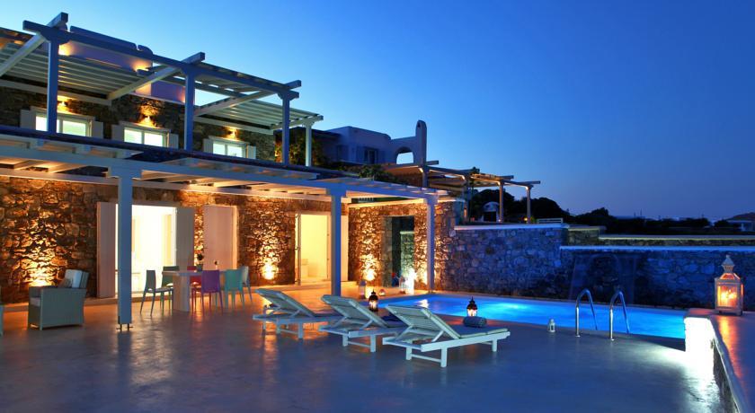 Casa Del Mar Mykonos Seaside Resort