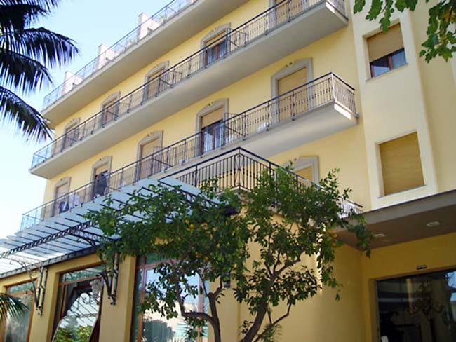 66131Papageorgiou Hotel