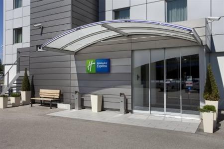 Express by Holiday Inn Geneva Airport