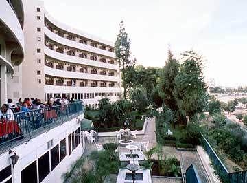 73823Garden Hotel