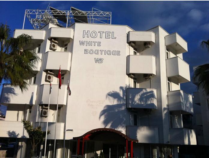 White Boutique Hotel