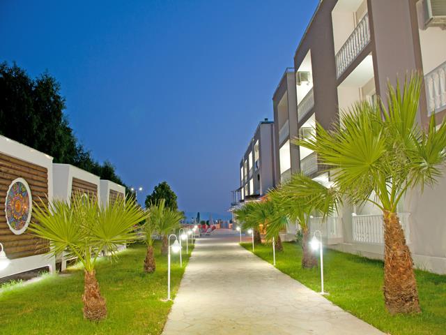 Dogan Beach Resort & Spa Hotel