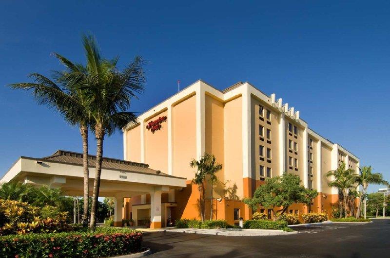 Hampton Inn Miami Airport West