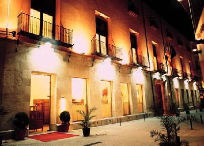 99937Hotel Campo Olivar