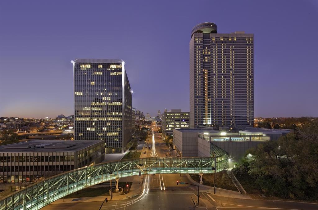 Hyatt Regency Crown Center