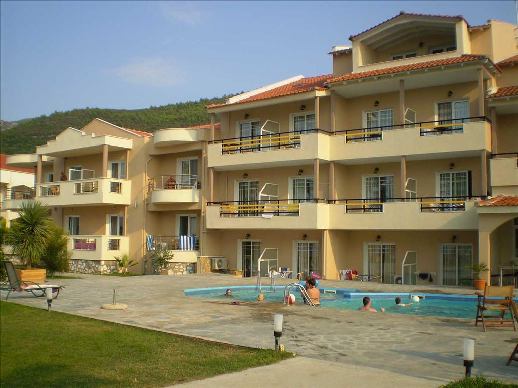 Rachoni Bay Hotel