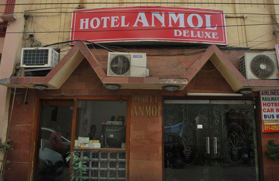 Anmol Deluxe Hotel