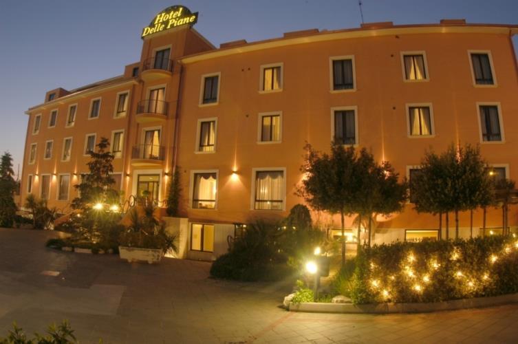 54416Albada Hotel