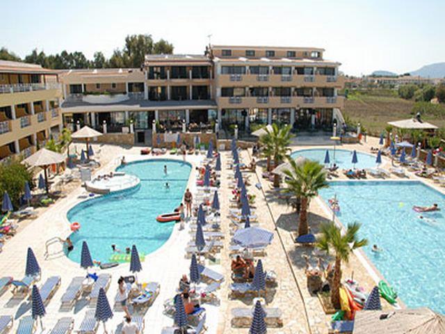 Caretta Beach Hotel & Apartments